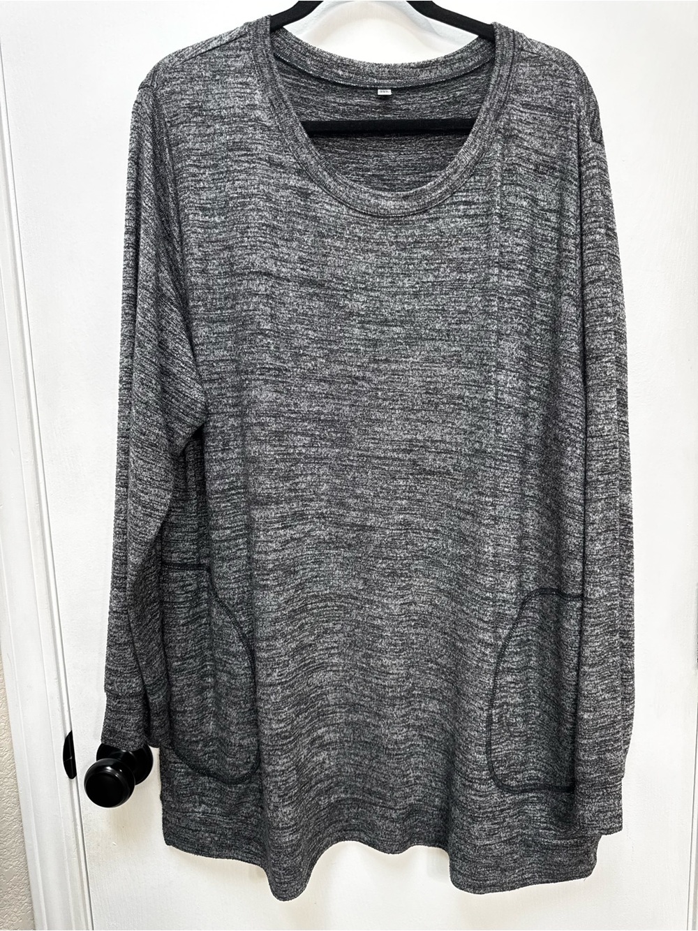 Women's Scoop Neck Cozy Pocket Sweater — Gray